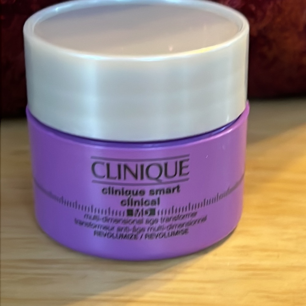 CLINQUE - Picture 4 of 4
